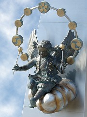 夢童由里子/夢童アート 和洋共生をテーマにした夢童由里子のからくり