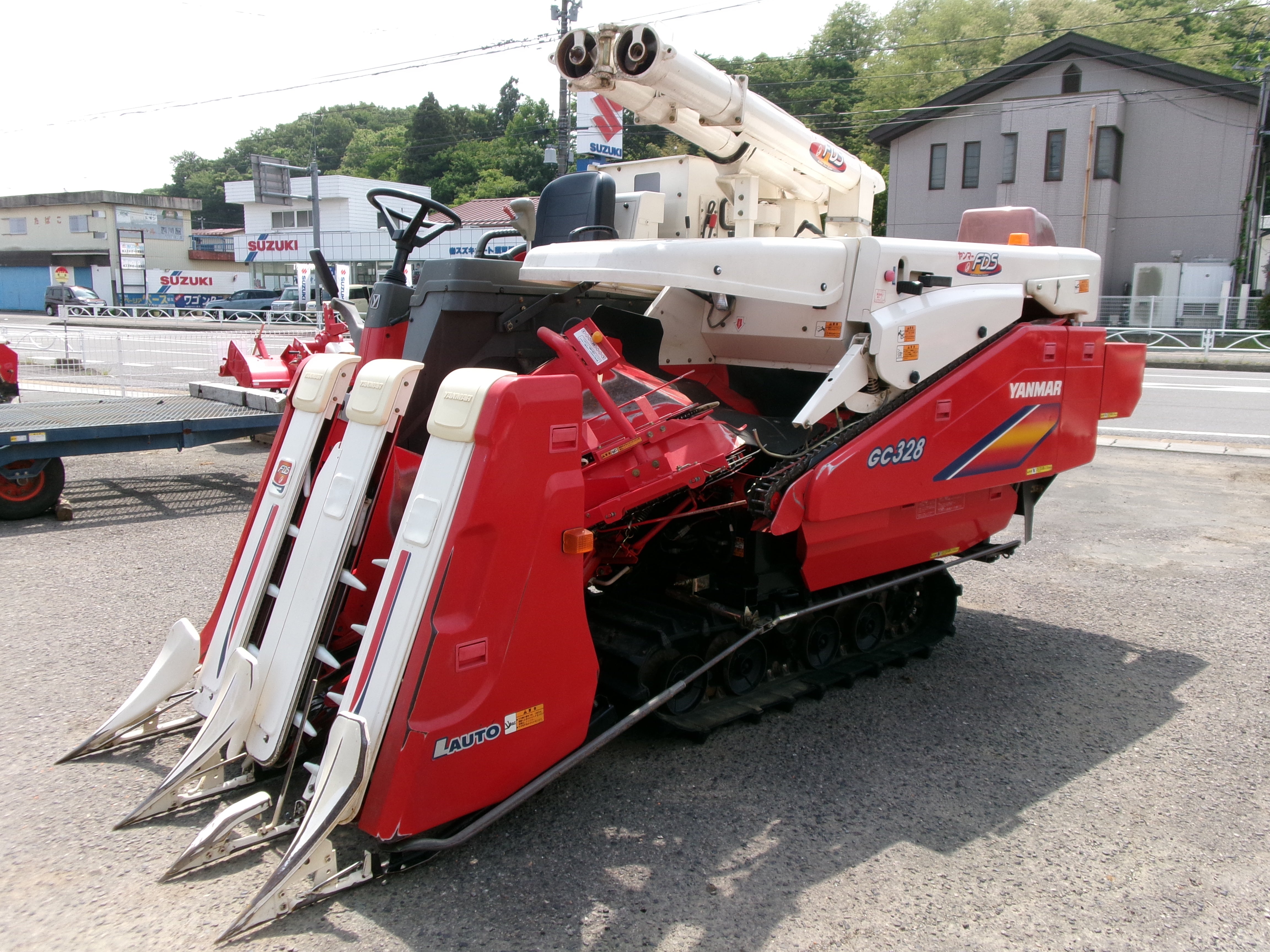 ヤンマー 中古 コンバイン 3条 28馬力 GC328 – 農キング