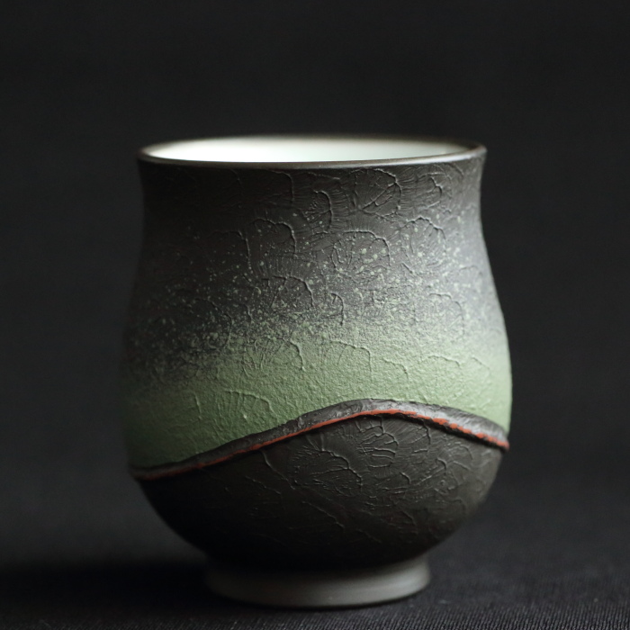 鯉江廣 緑彩湯呑 満容量200ml 常滑焼煎茶碗 作家もの日本茶中国茶用カップ