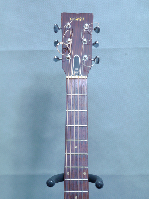 最初期赤ラベル 1968 - All About YAMAHA FG-150