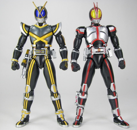 S.H.フィギュアーツ 仮面ライダーカイザ