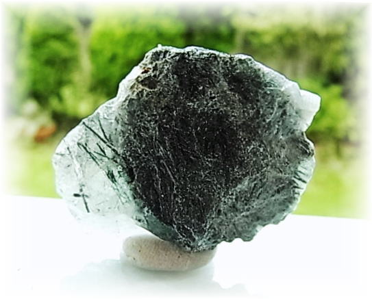 ザギマウンテン：樹Rieは高波動のアゼツライト、モルダバイト