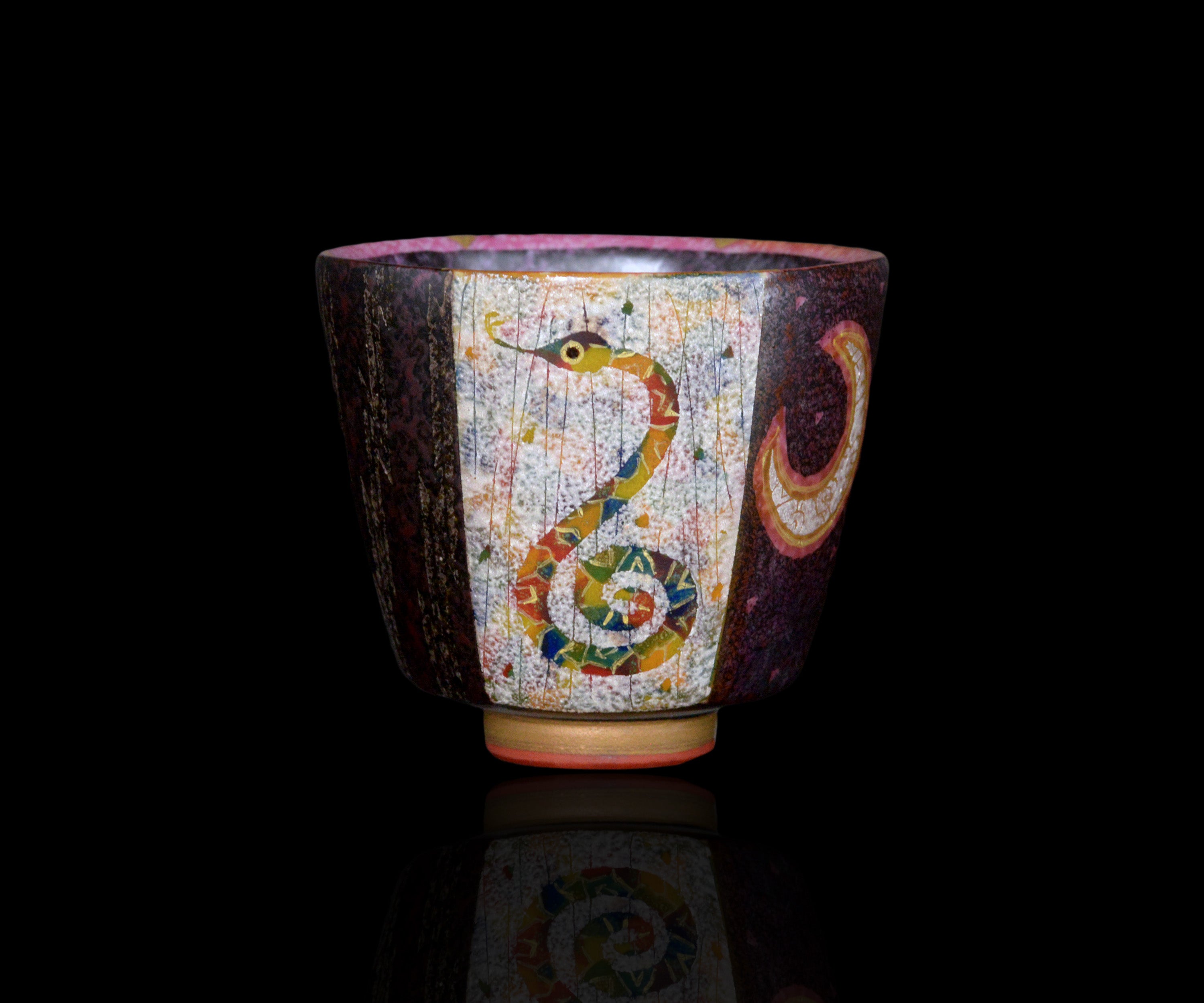 伊藤北斗 釉刻色絵金銀彩 面取ぐい呑 -Snake- – 窯と土～Kama-to-tsuchi～