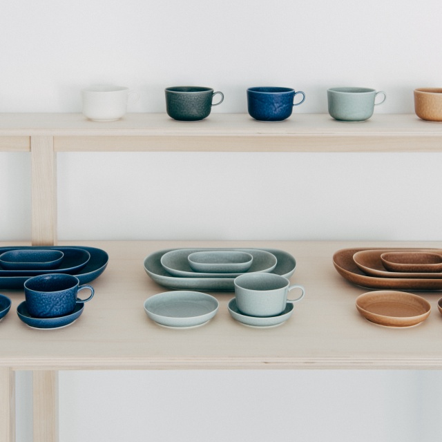 イイホシユミコさんと鹿児島睦さんが共作したお皿。｜Pen Online