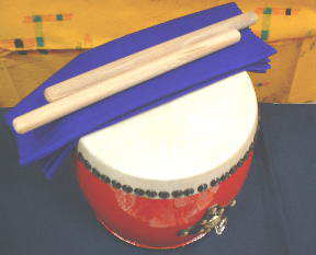 エイサー太鼓関連（エイサー大太鼓、締め太鼓、パーランクー、エイサー