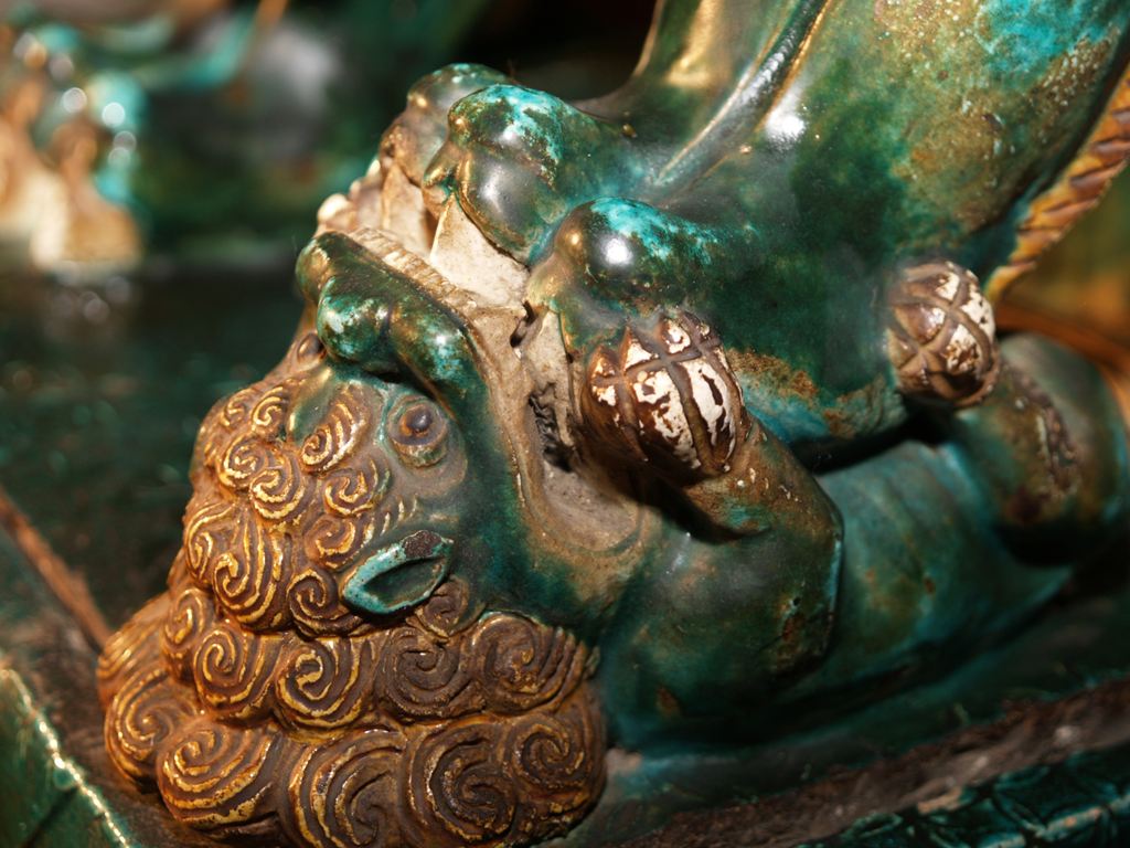 唐三彩唐獅子｜収蔵品「像」の部｜山名蔵｜山名蔵と山名氏一族会のページ