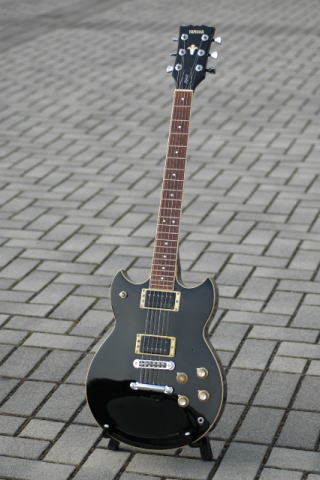 YAMAHA SG-600