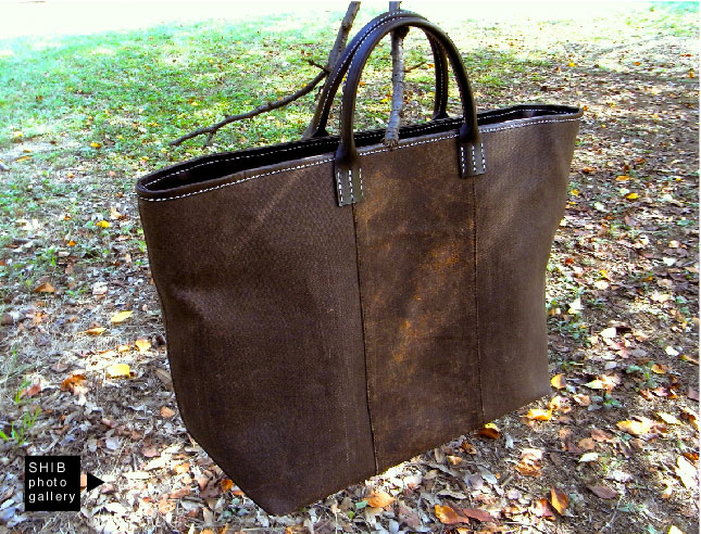 HITOMONOKOTO - SHIB 酒袋鞄 SAKE-TOTE-BAG