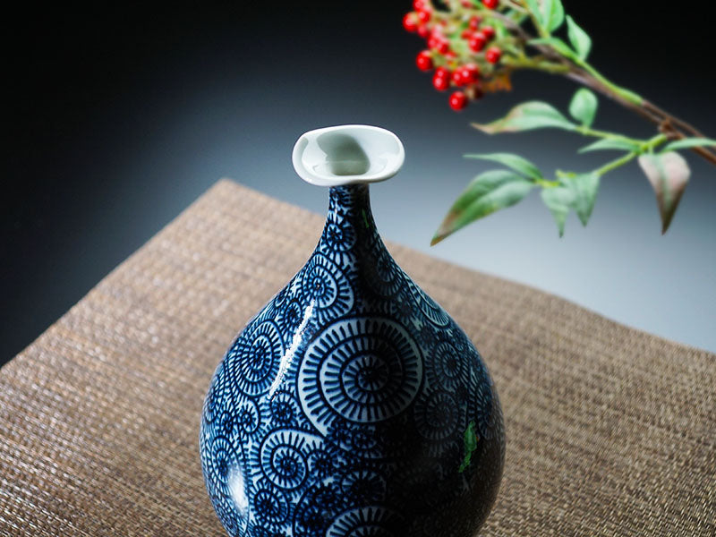 有田焼 たこ唐草 一輪挿し 有田焼 たこ唐草 一輪挿し たこ唐草