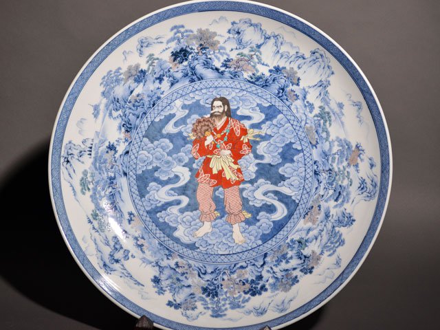 献上手古伊万里焼】飾絵皿（特大）染錦本金山水天狗図