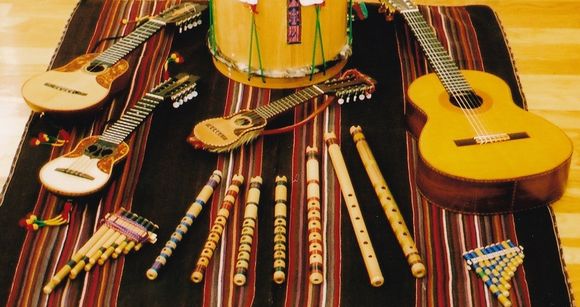 ケーナ・サンポーニャ・チャランゴ・ギターの制作工房