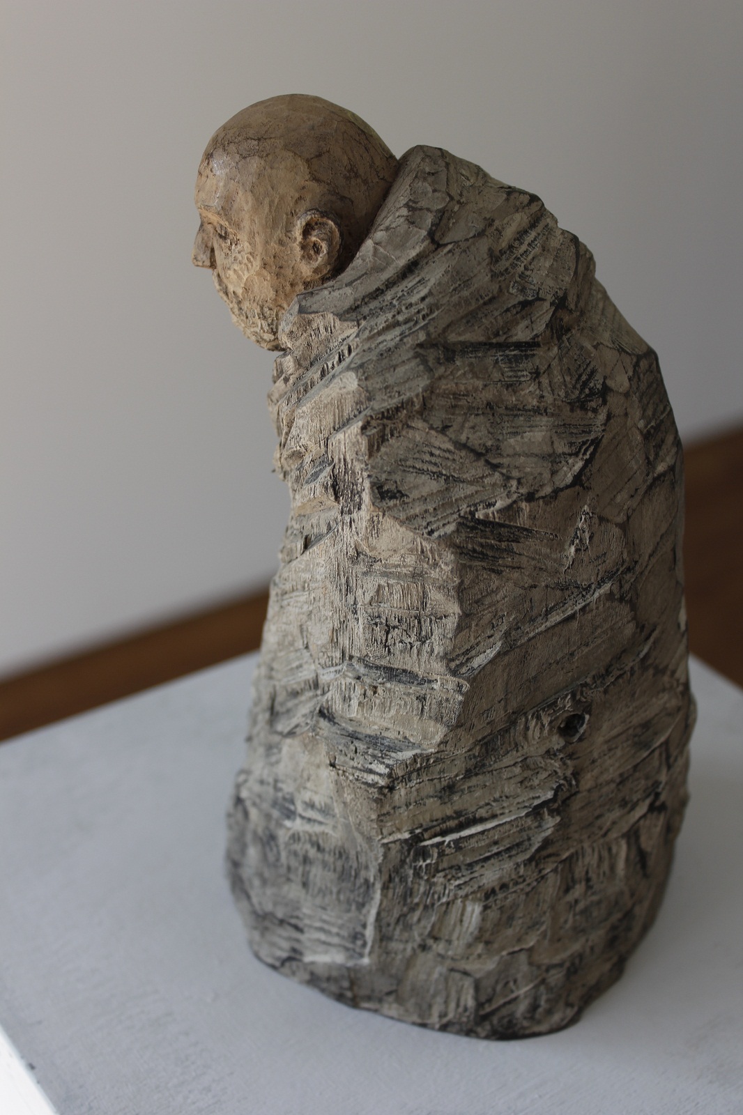 白い時間 クロヌマタカトシ木彫展 | 工房からの風・craft in action