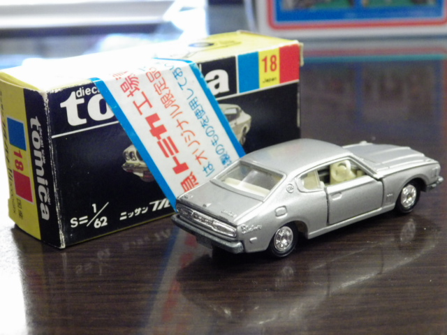 ミニカーショップグローバル - トミカ 18 日産 ブルーバードU 2000GT-X