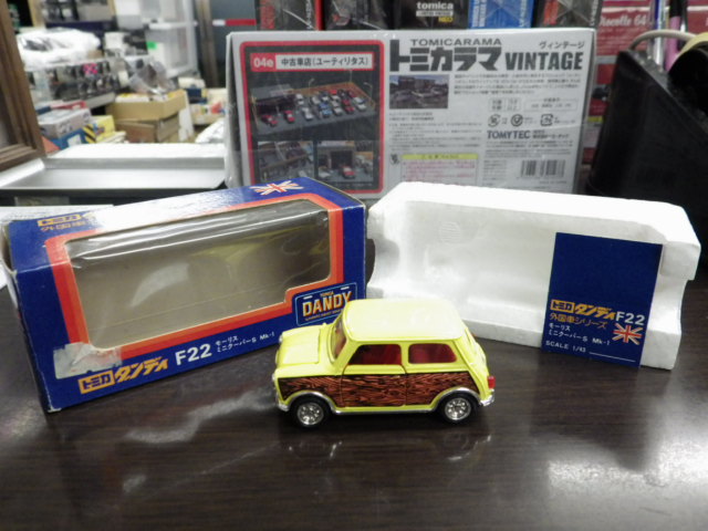 ミニカーショップグローバル - 1/43 トミカダンディ F22 モーリス ミニ