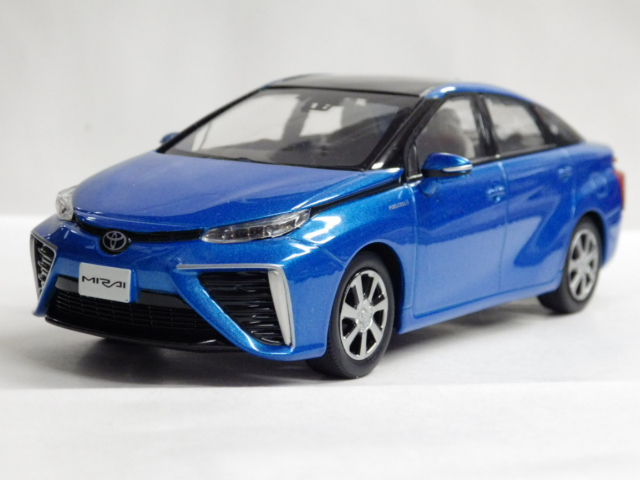 ミニカーショップグローバル - 1/30 ディーラー非売品 トヨタ ミライ