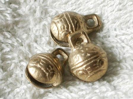 虎の顔の民族鈴|Pron