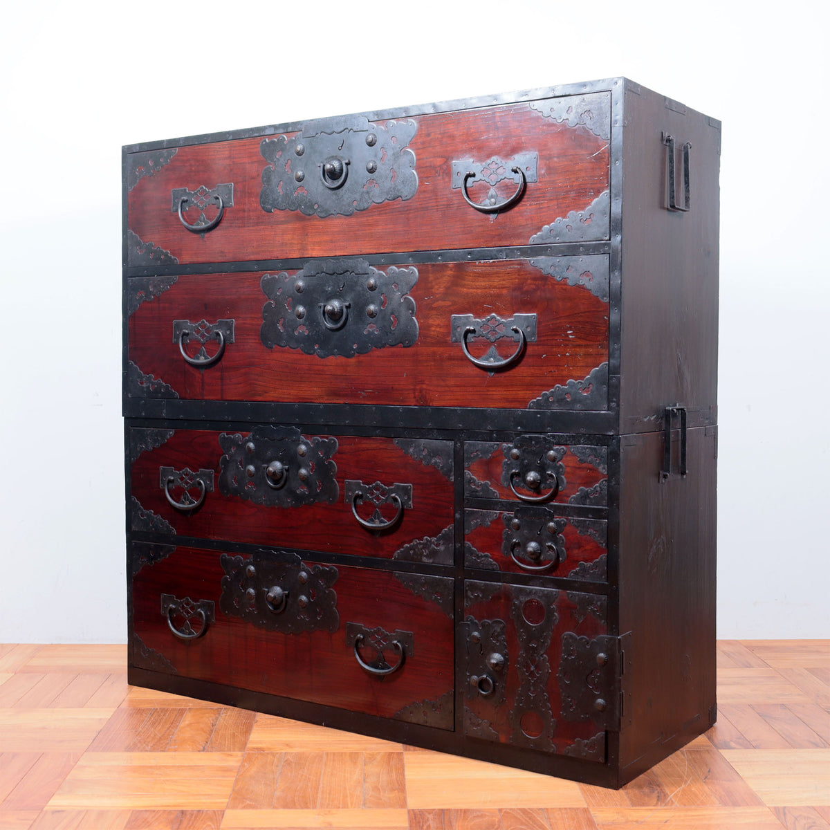 時代箪笥／佐渡小木衣裳箪笥【SADO OGI clothing chest】 [j1022