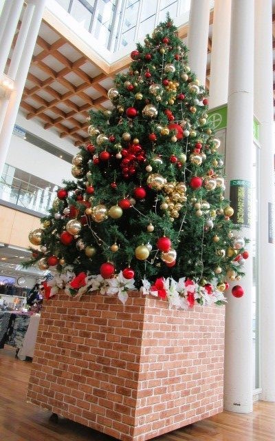 ☆新しいクリスマスツリーが登場しました☆ – ALVE(アルヴェ)民間棟