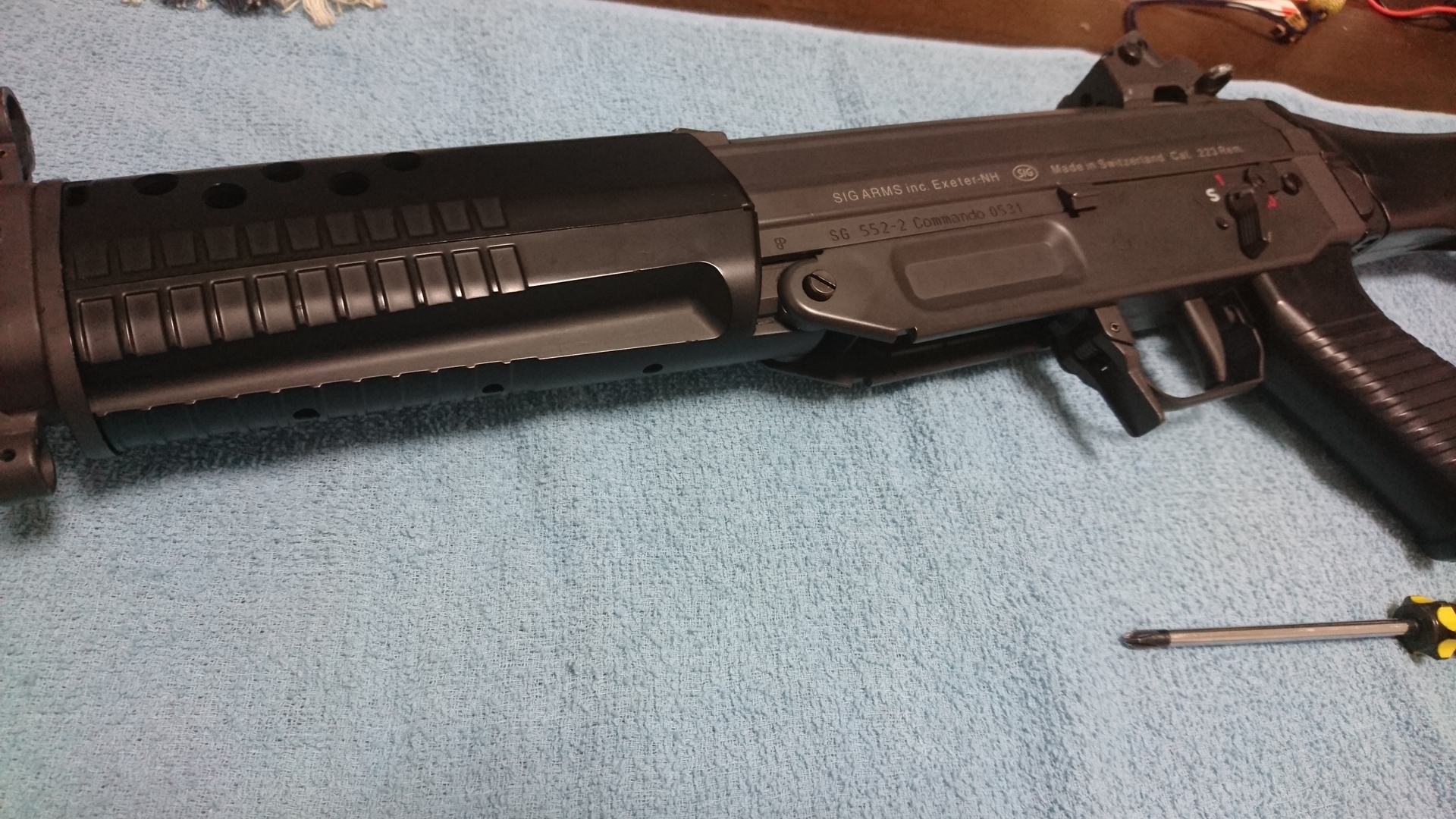 SIG552】分解と修理(フルオート不作動)備忘録 | わかめじゃーなる