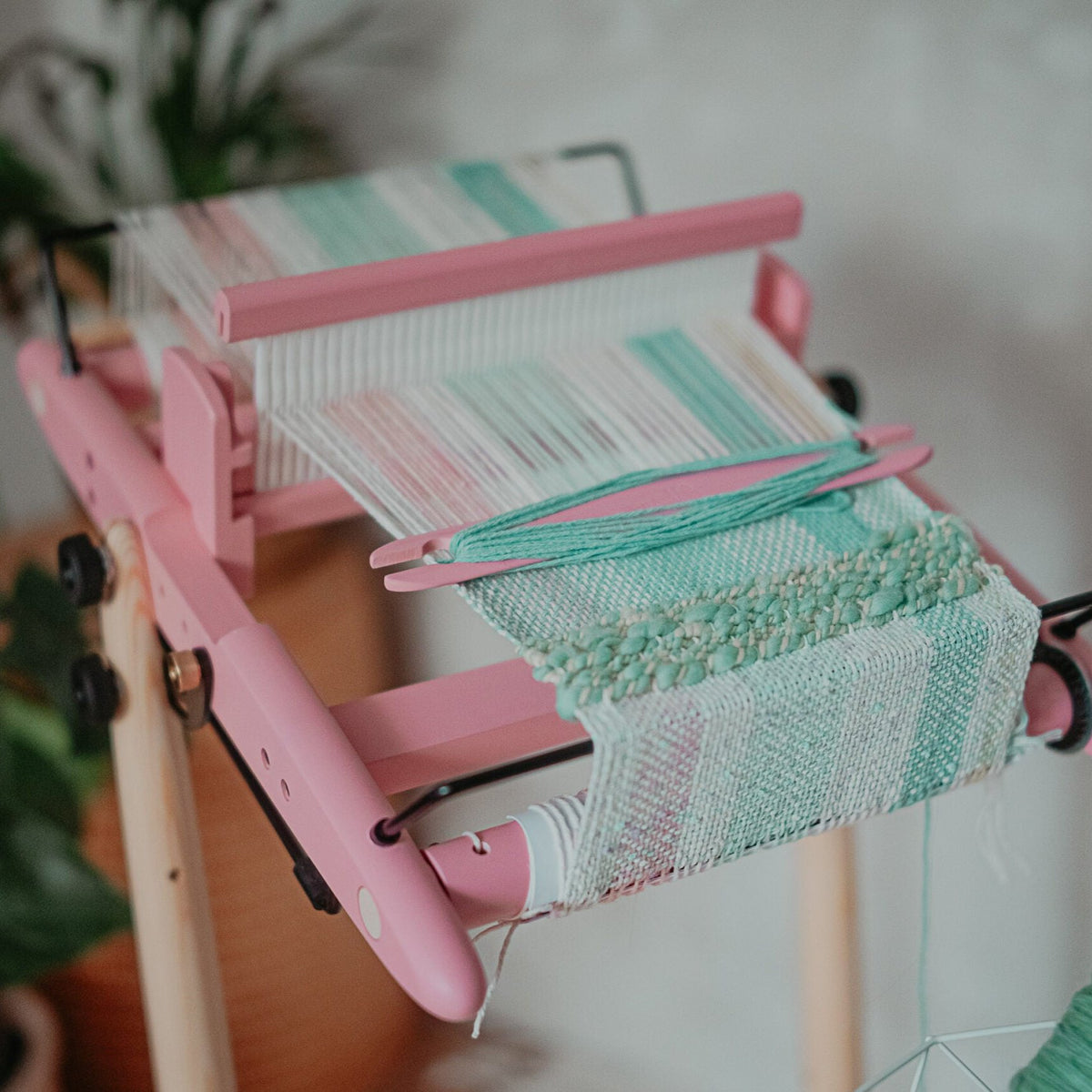 Kromski Presto Rigid Heddle Loom | Wild Hand