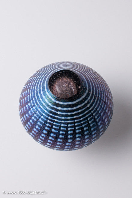 Kosta Boda glass vase Bertil Vallien. – 1000 Objekte