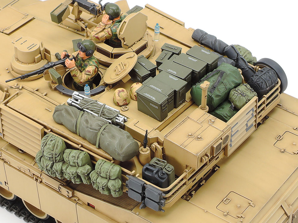 1/35 アメリカ M1A2 エイブラムス戦車 イラク戦仕様: スケールモデル