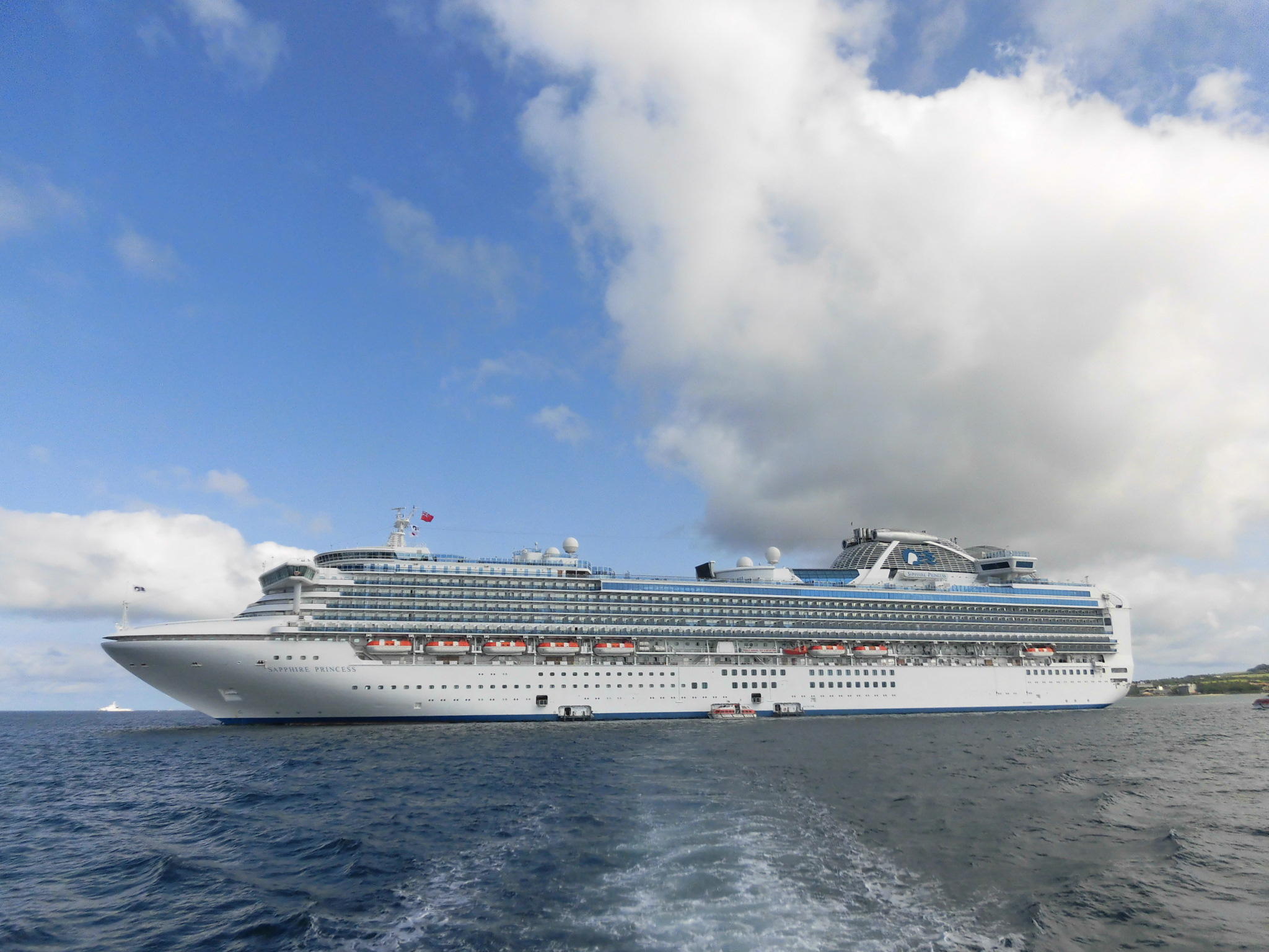 日本生まれの大型客船「サファイア・プリンセス」 | たびこふれ