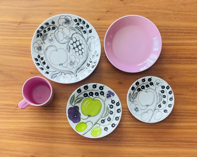 イッタラティーマ ローズ』17cmプレートとマグカップをブログ