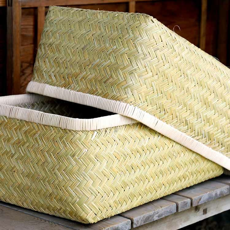 000000000749-01.jpg?size=m&w=