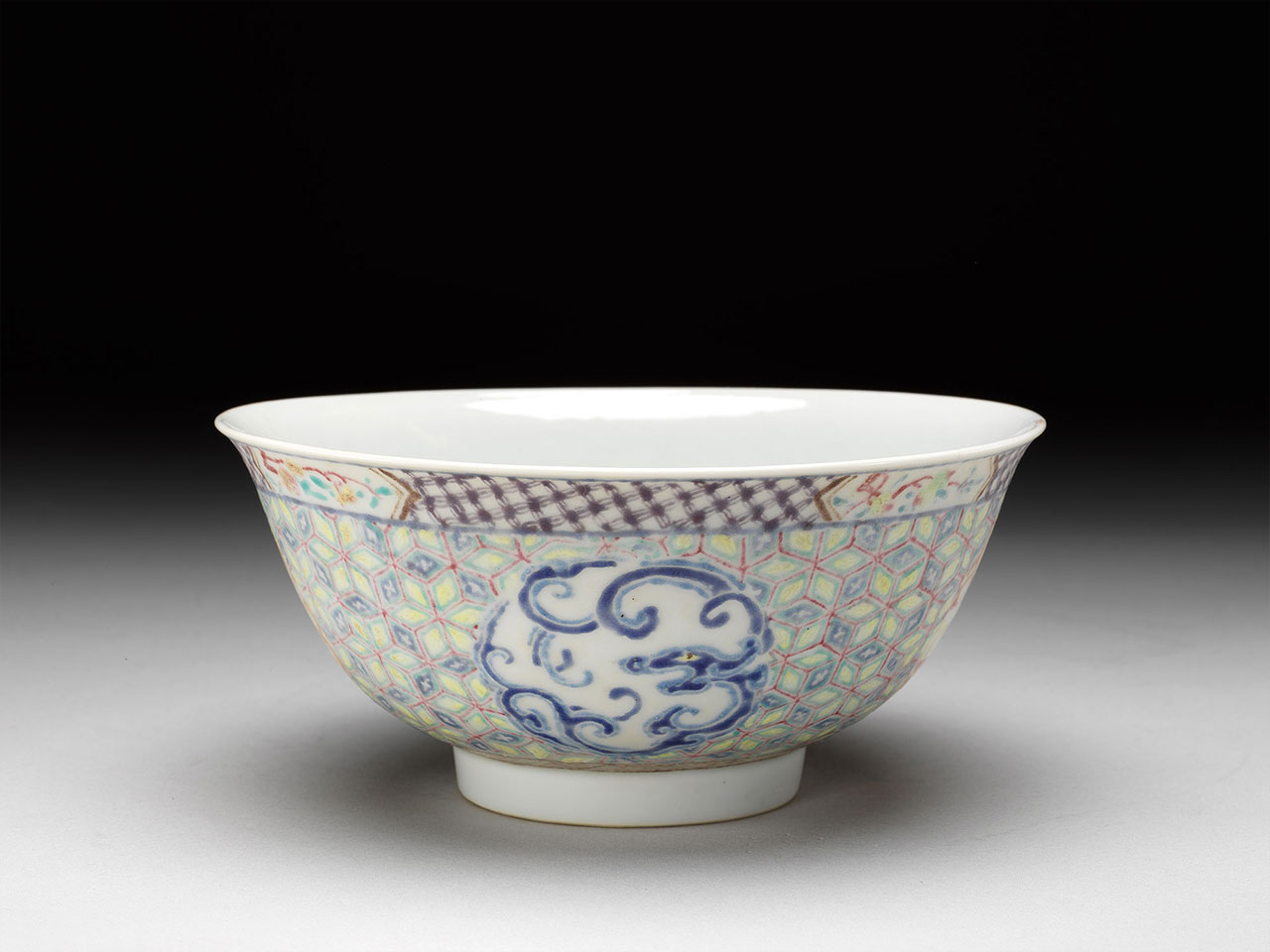 風格の物語──康熙御製琺瑯彩磁器特別展-皇帝の実験室でできた試作品