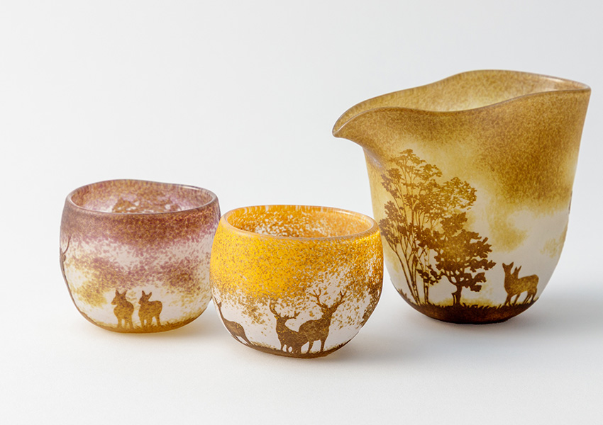 北海道の自然を硝子に映す 北島雅子・陽子 || THE COVER NIPPON