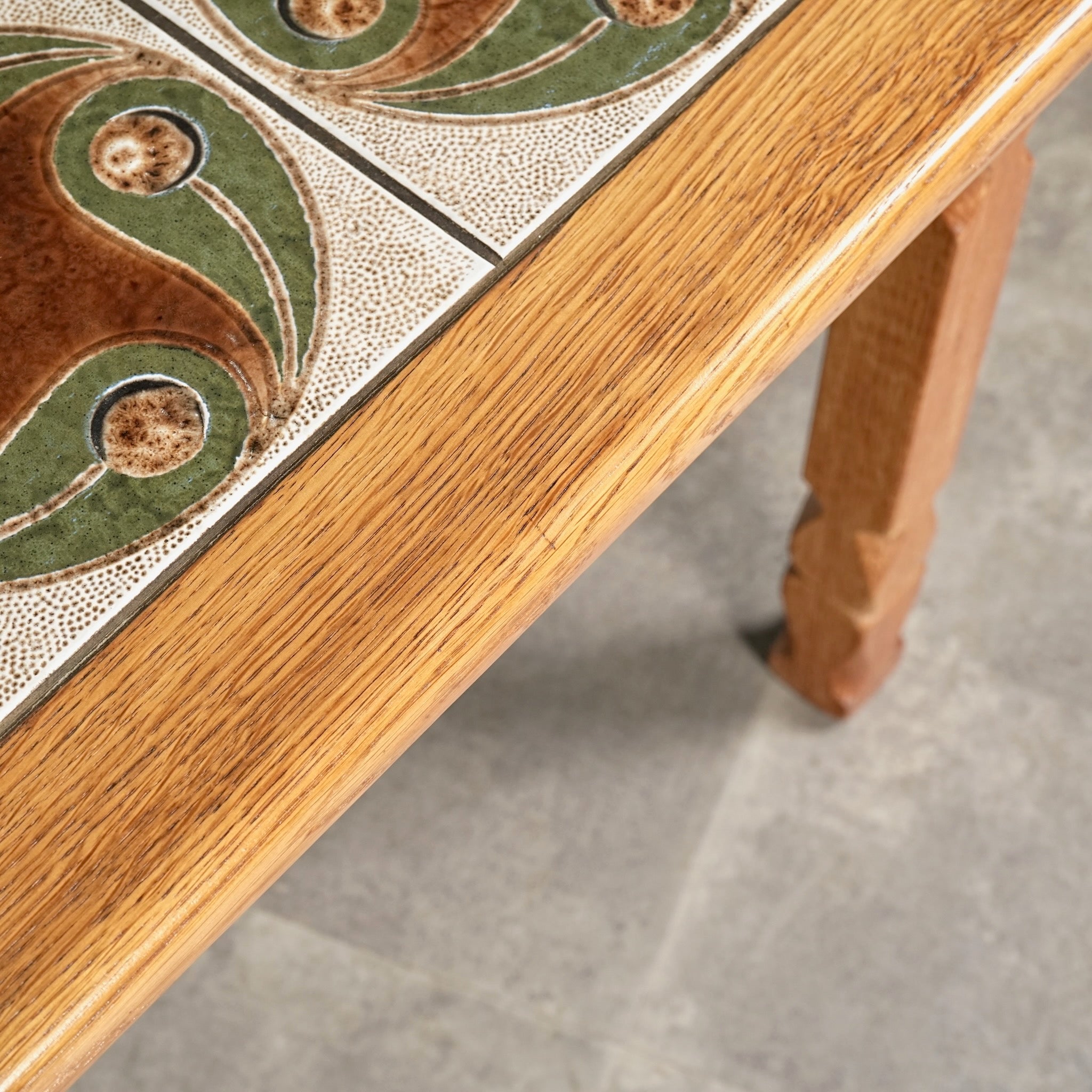 デンマーク ヴィンテージ タイルトップ ローテーブル – TIME HYPE