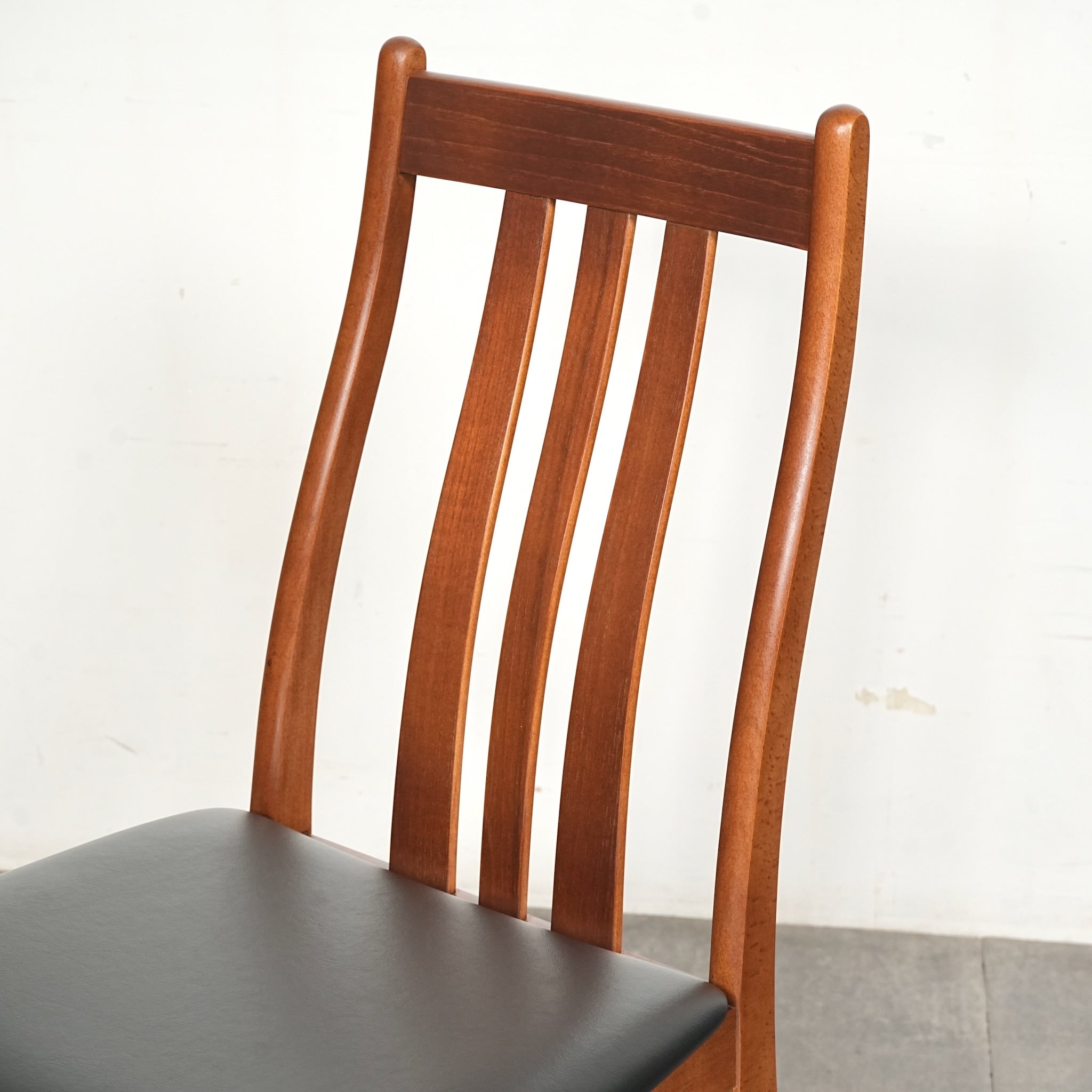 Farstrup】ヴィンテージ ダイニングチェア【張替済】 – TIME HYPE