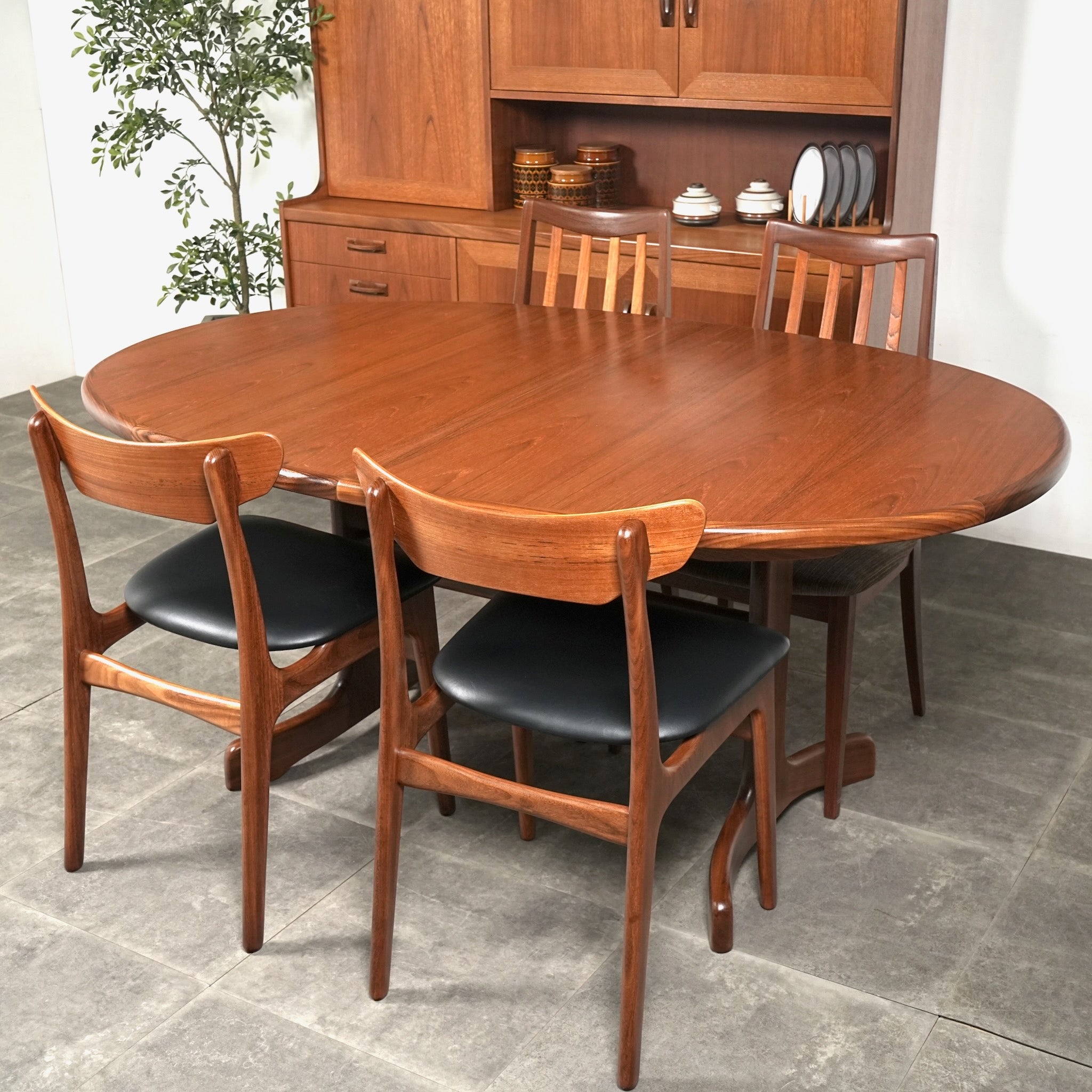 G-PLAN】ホエールレッグ ダイニングテーブル – TIME HYPE