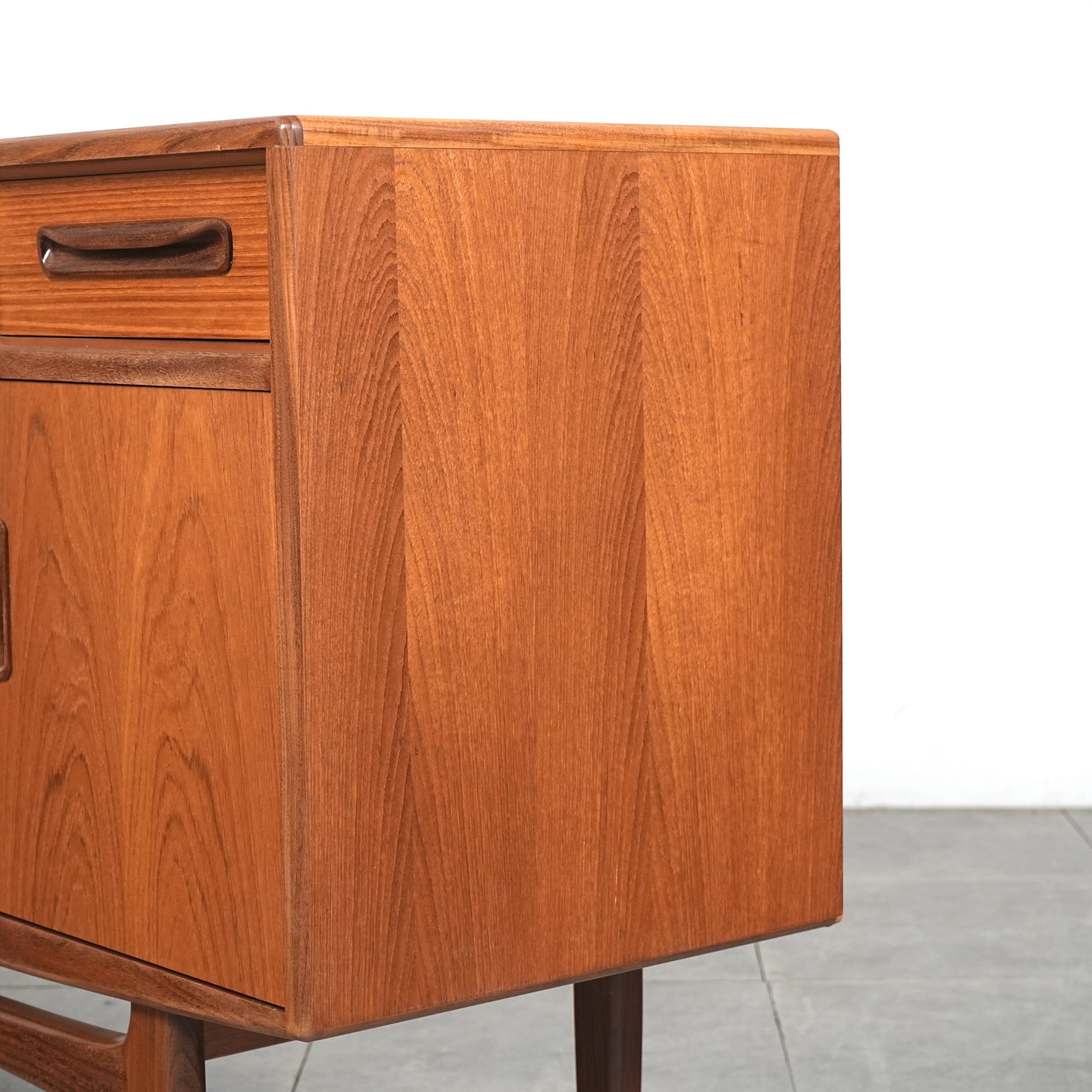 G-PLAN】Fresco ヴィンテージ サイドボード – TIME HYPE