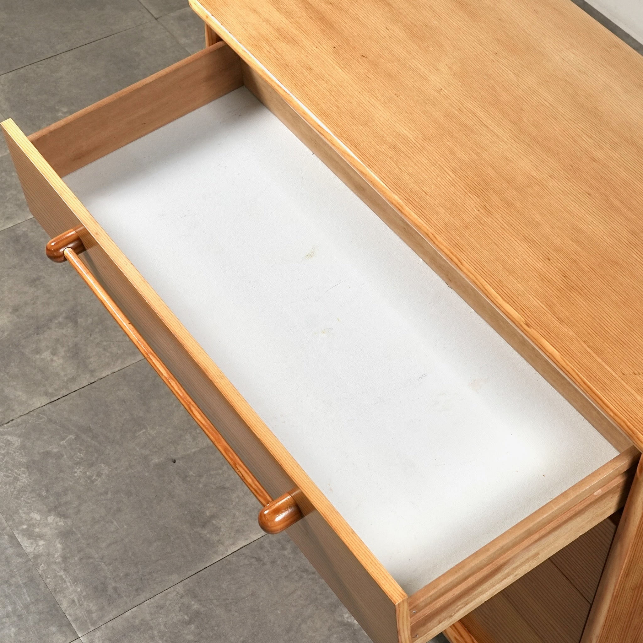 オランダ ヴィンテージ チェスト – TIME HYPE