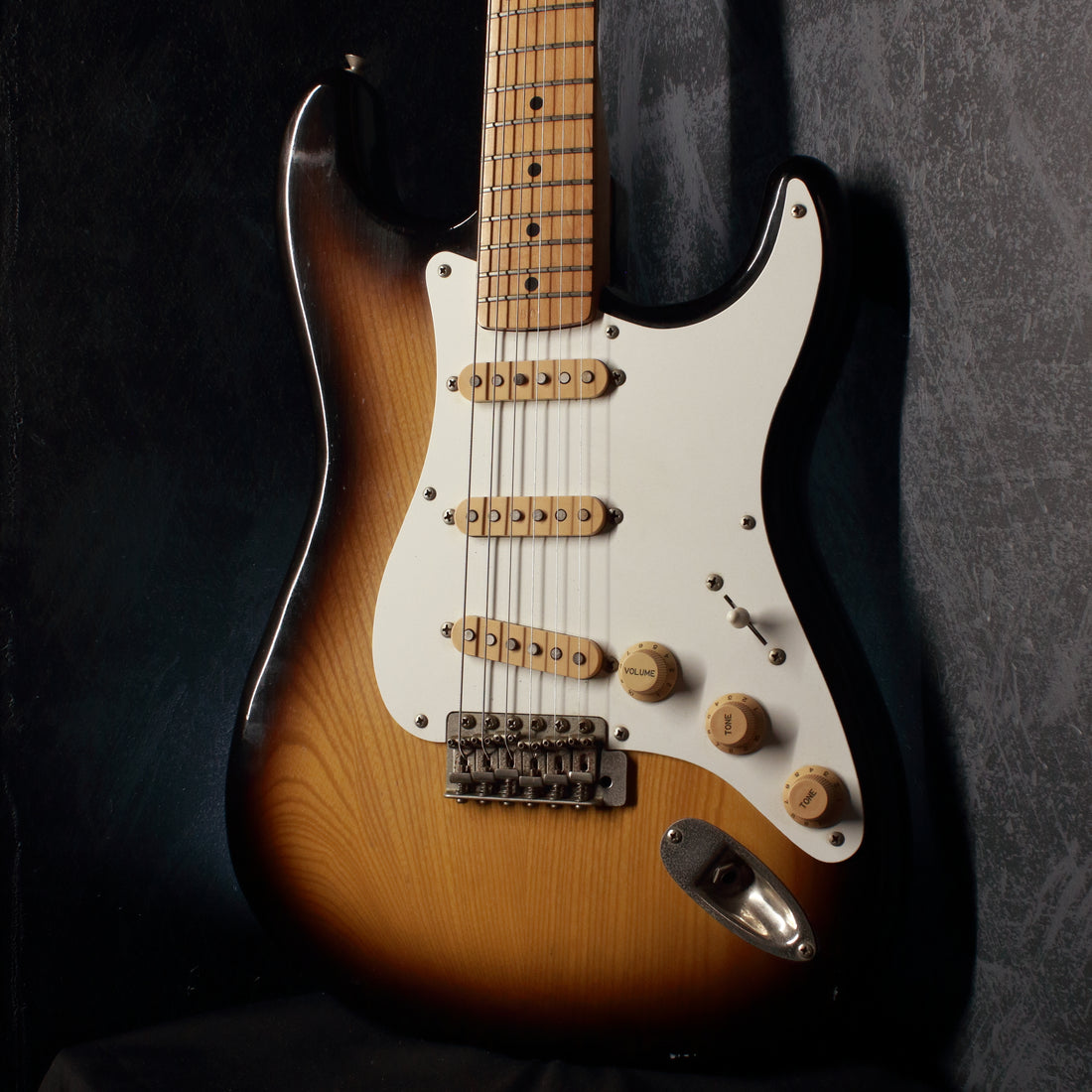 Tokai Springy Sound ST80 Sunburst 1979 – Topshelf Instruments