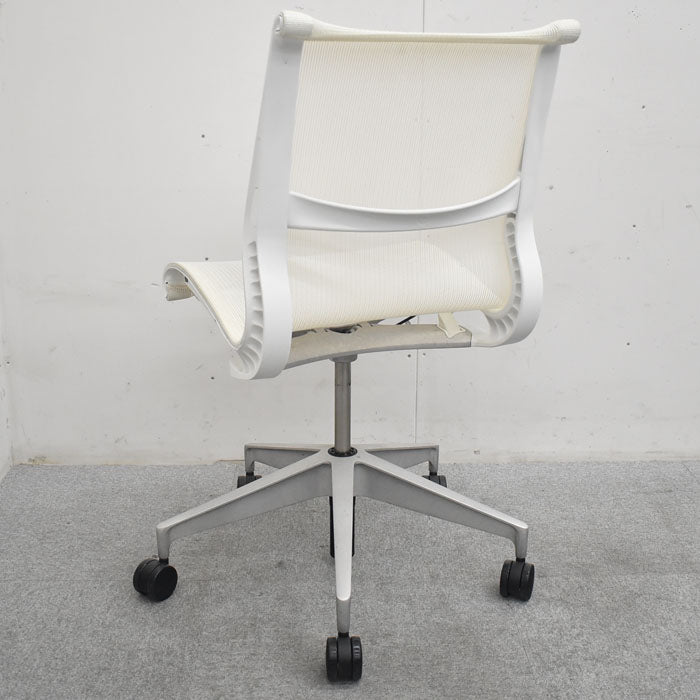 ハーマン・ミラー セトゥーチェア マルチパーパスチェア 肘なし