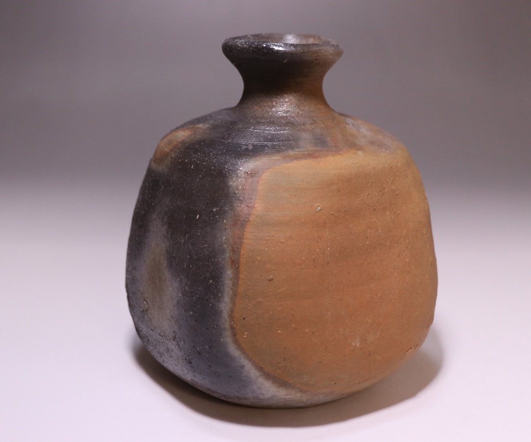 中村六郎 作 「備前酒呑」 ～備前焼専門卸小売店 川口陶楽苑～