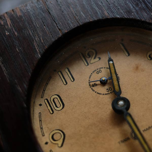 AICHI TOKEI 愛知時計 手巻き式掛け時計 – zakka store towi