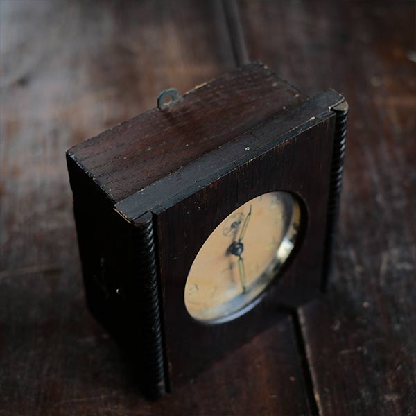 AICHI TOKEI 愛知時計 手巻き式掛け時計 – zakka store towi