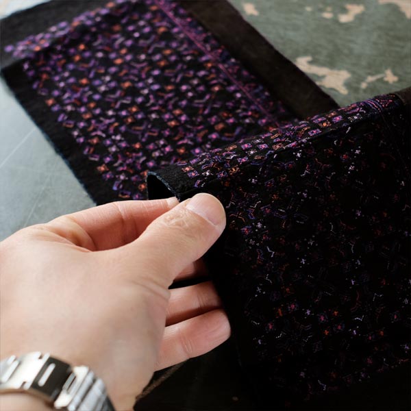 苗族の衣装に使われていた刺繍布 – zakka store towi