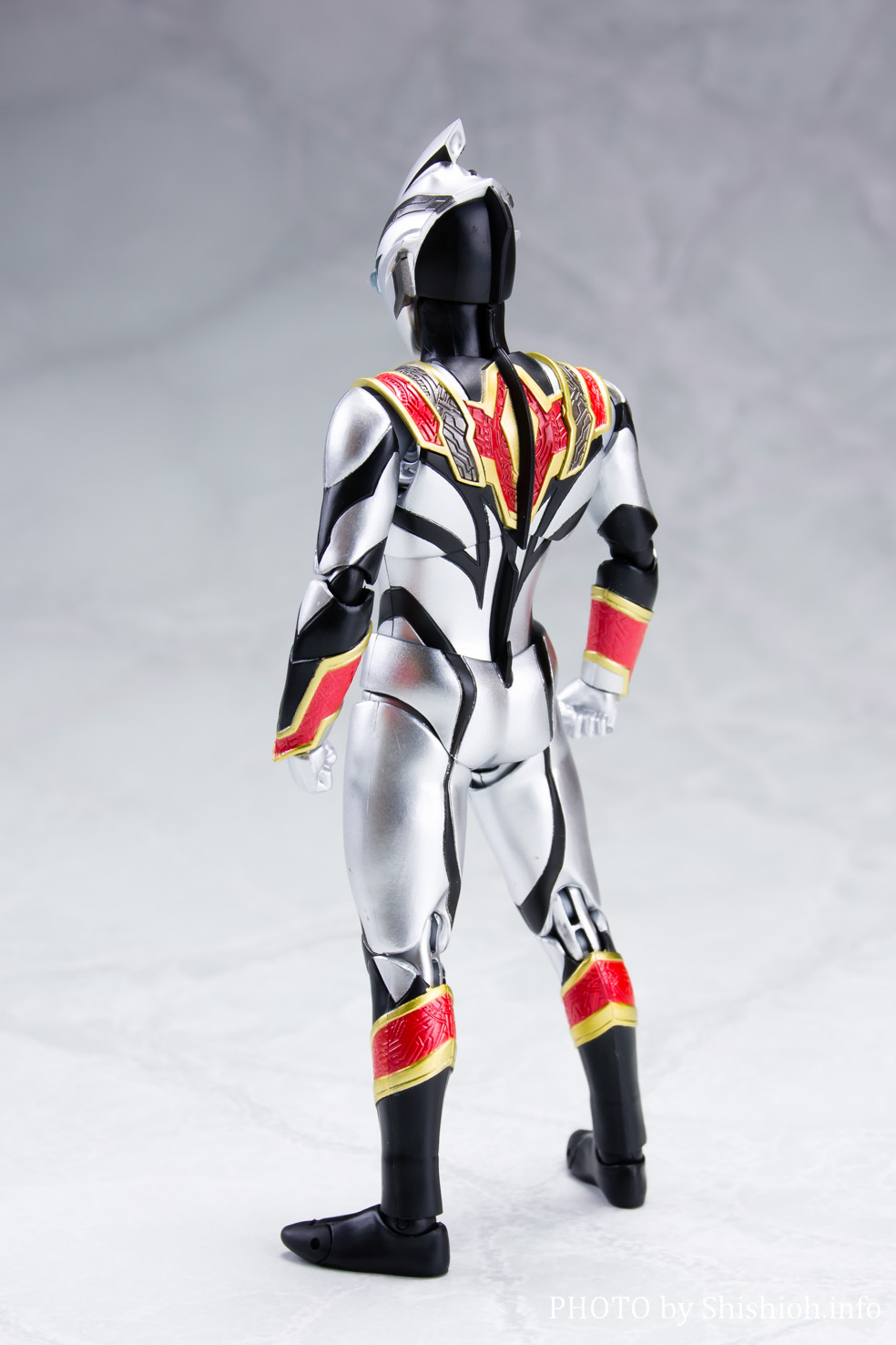 レビュー】S.H.Figuarts イーヴィルトリガー