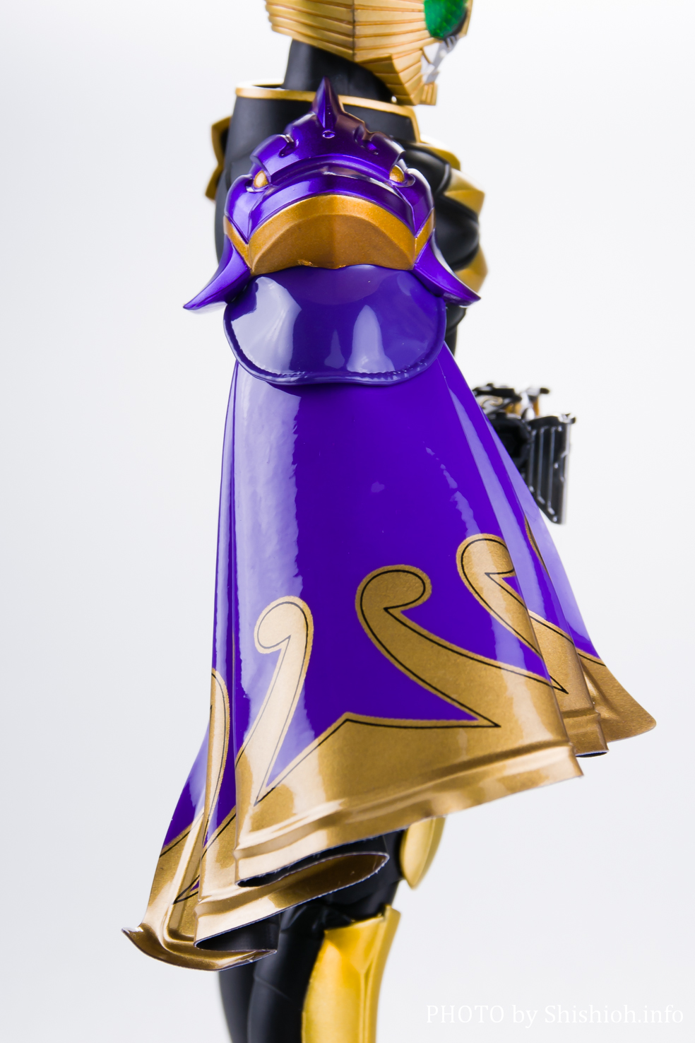 レビュー】 S.H.Figuarts（真骨彫製法） 仮面ライダービースト マント