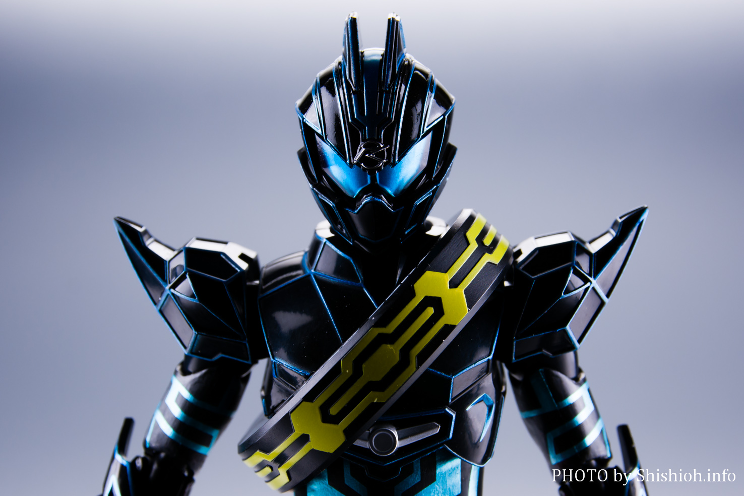 レビュー】S.H.Figuarts 仮面ライダーダークドライブ タイプネクスト