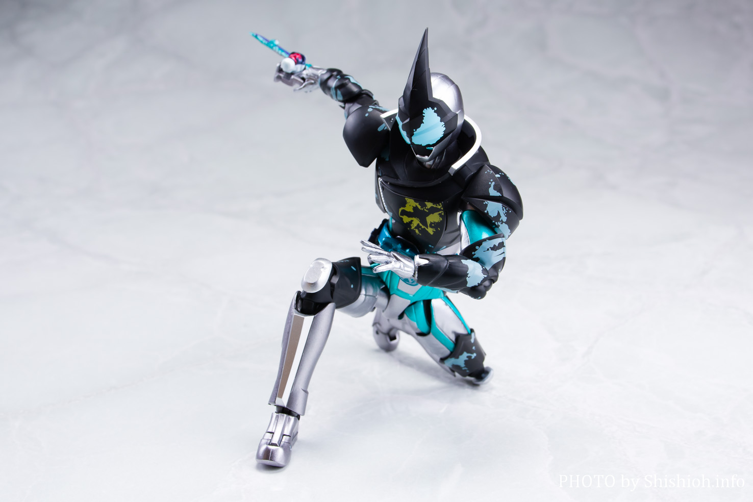 レビュー】S.H.Figuarts 仮面ライダーエビル バットゲノム／ジャッカル