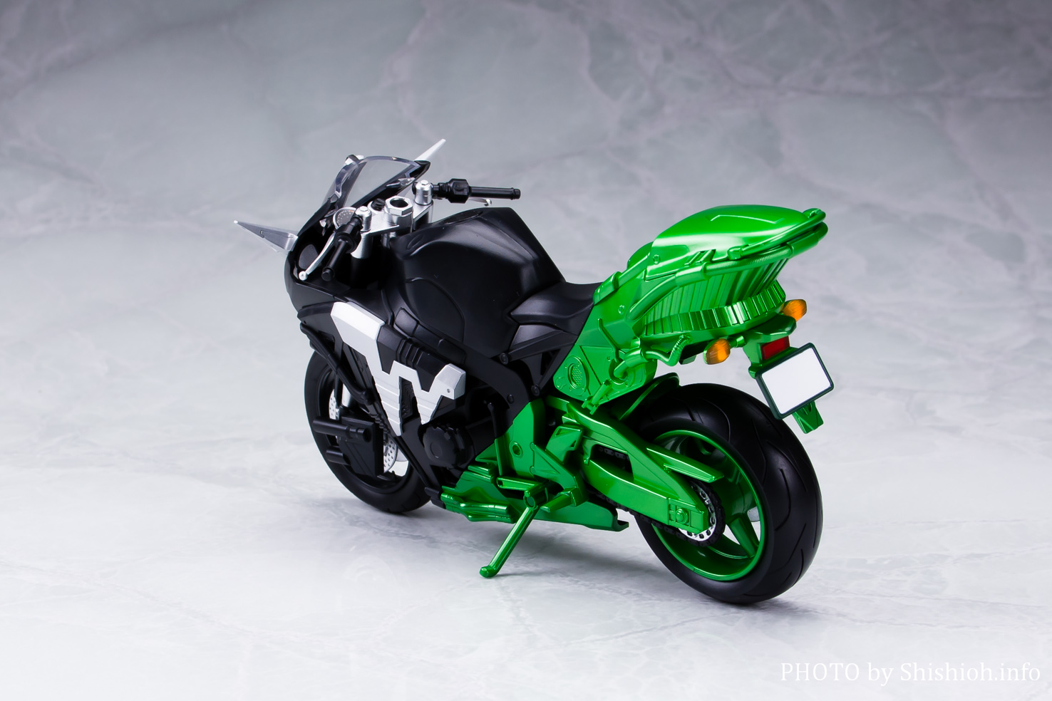 レビュー】S.H.Figuarts ハードボイルダー