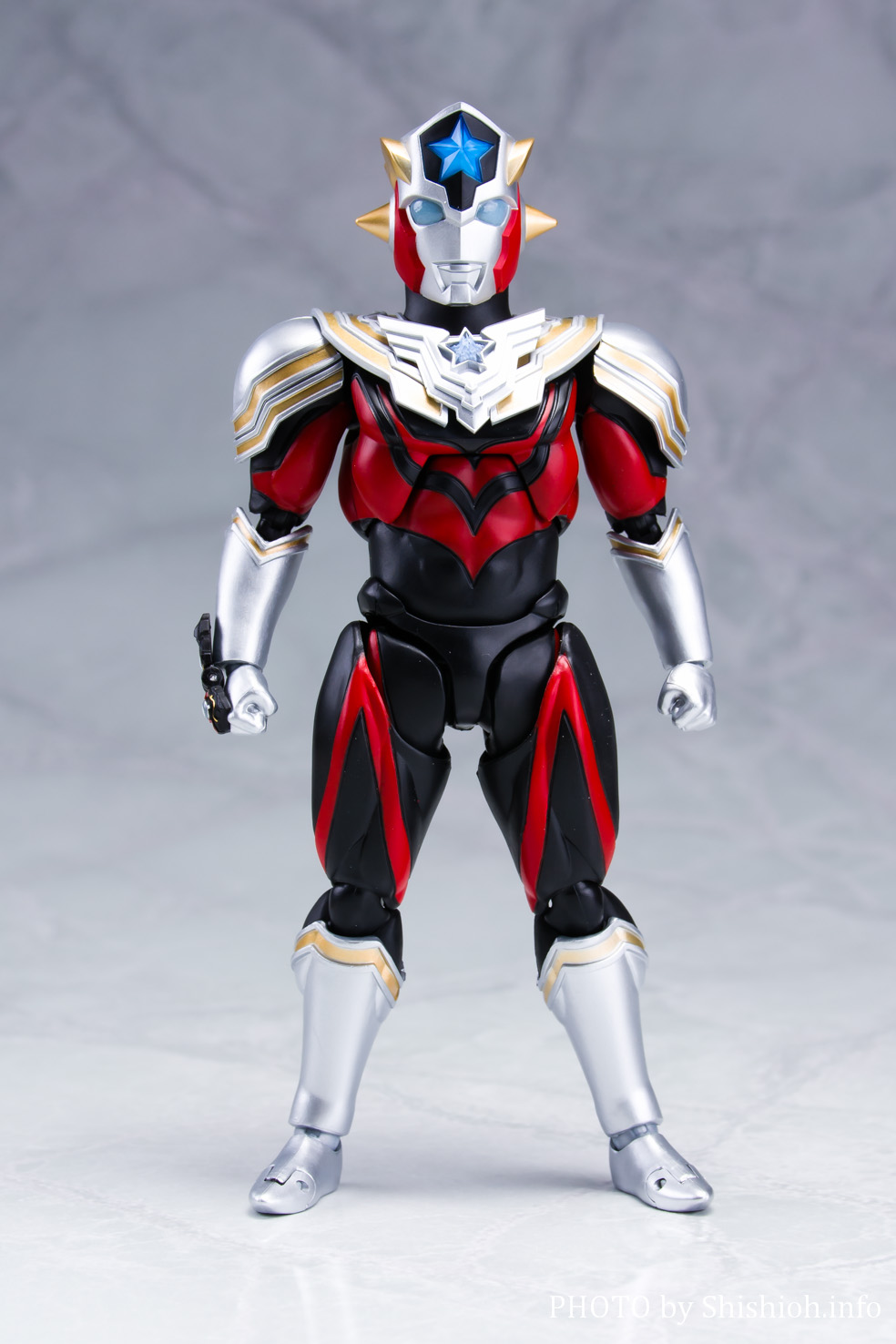 レビュー】 S.H.Figuarts ウルトラマンタイタス