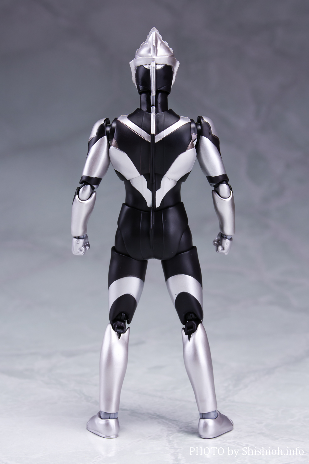 レビュー】 S.H.Figuarts ウルトラマンオーブダーク