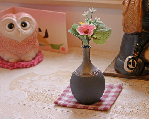 楽天市場】信楽焼 一輪挿し 銀嶺 掛分 ミニ 花瓶 陶器 おしゃれ 花入